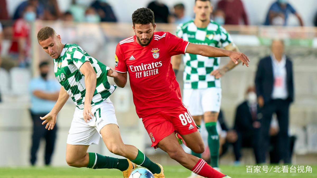 AYX SPORTS-比赛中扯对手泳裤解说这一球真脏