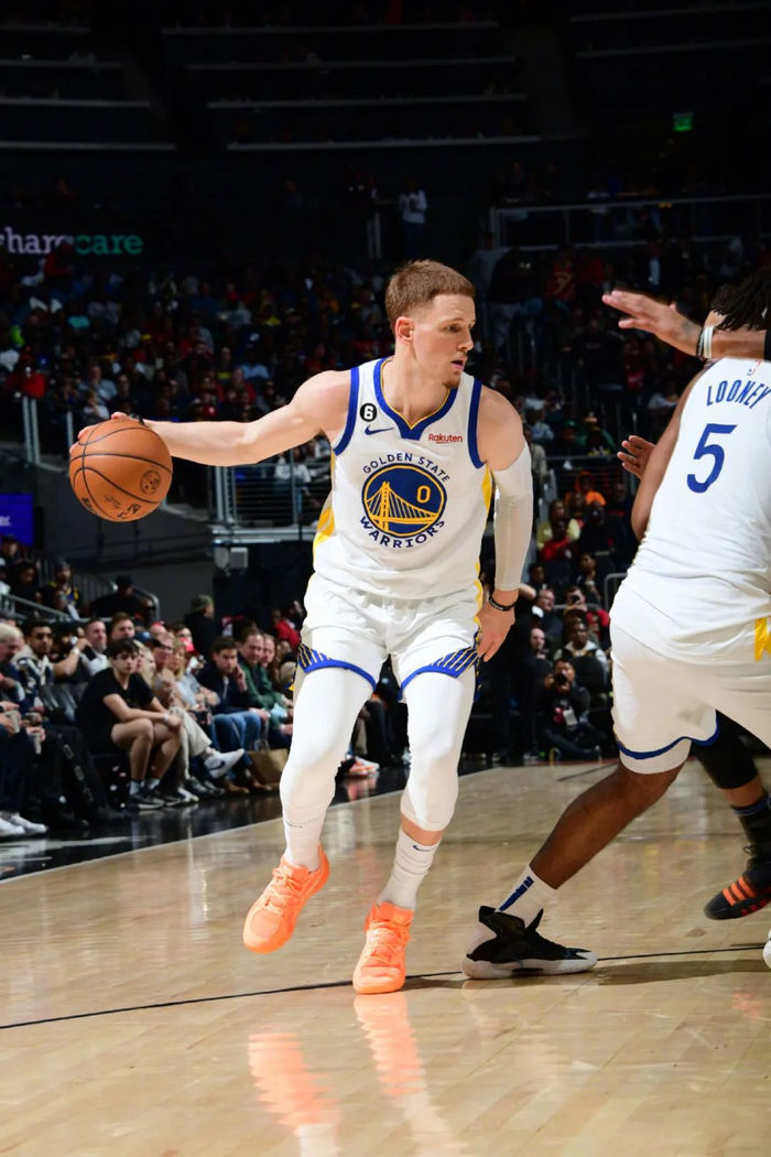 内马尔精彩进球